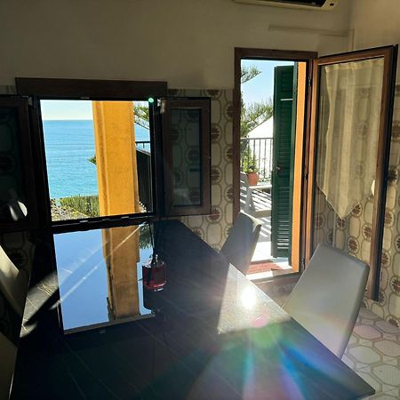 Hotel Lora Rda Luxury ボルディゲーラ エクステリア 写真