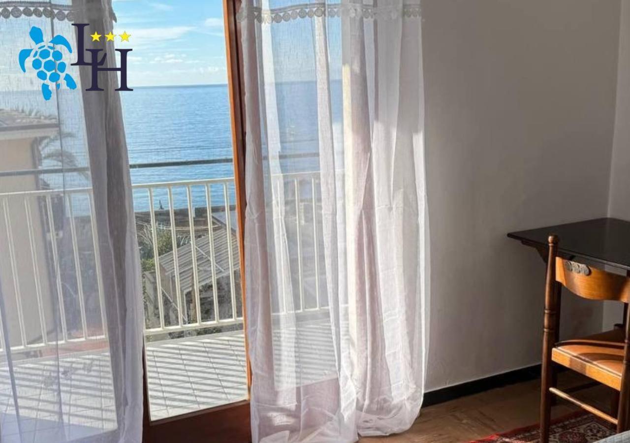 Hotel Lora Rda Luxury ボルディゲーラ 部屋 写真